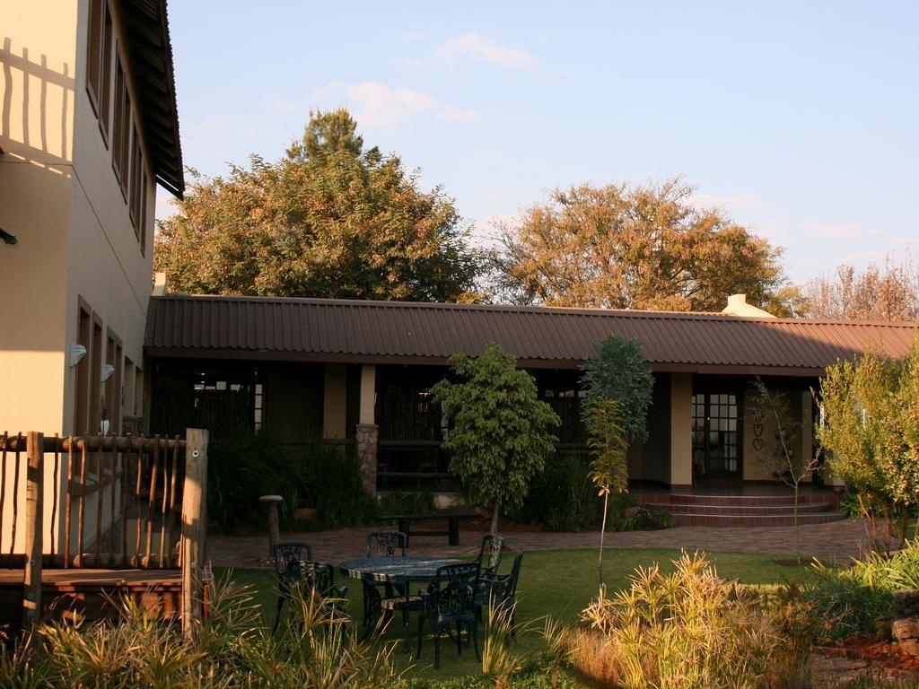 La Vue Guesthouse Johannesburg Exterior photo